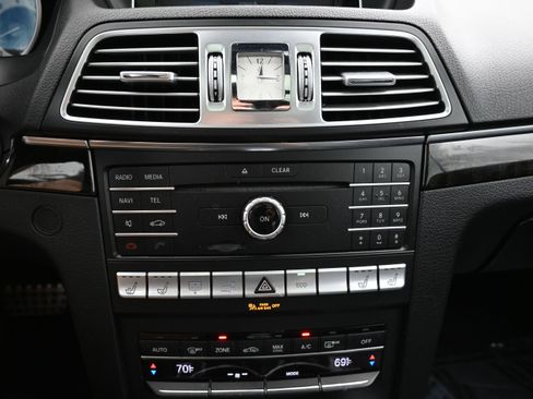 Used 2016 Mercedes-Benz E 400 4MATIC Coupe image 17