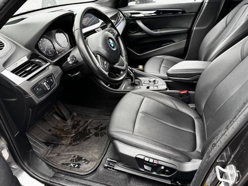 Used 2020 BMW X1 xDrive28i image 9
