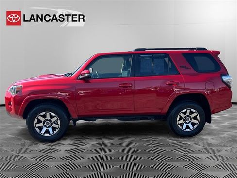 Certified 2023 Toyota 4Runner TRD Off-Road Premium image 4