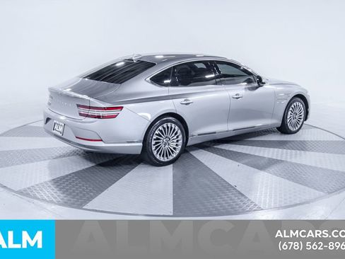 Used 2024 Genesis G80 image 11
