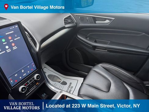 Used 2022 Ford Edge Titanium image 23