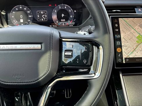 Certified 2026 Land Rover Range Rover Velar Dynamic SE AWD/4WD image 12