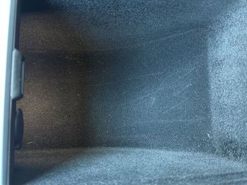 Used 2024 Tesla Model Y Performance image 24