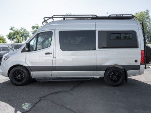 Used 2024 Mercedes-Benz Sprinter 2500 image 6