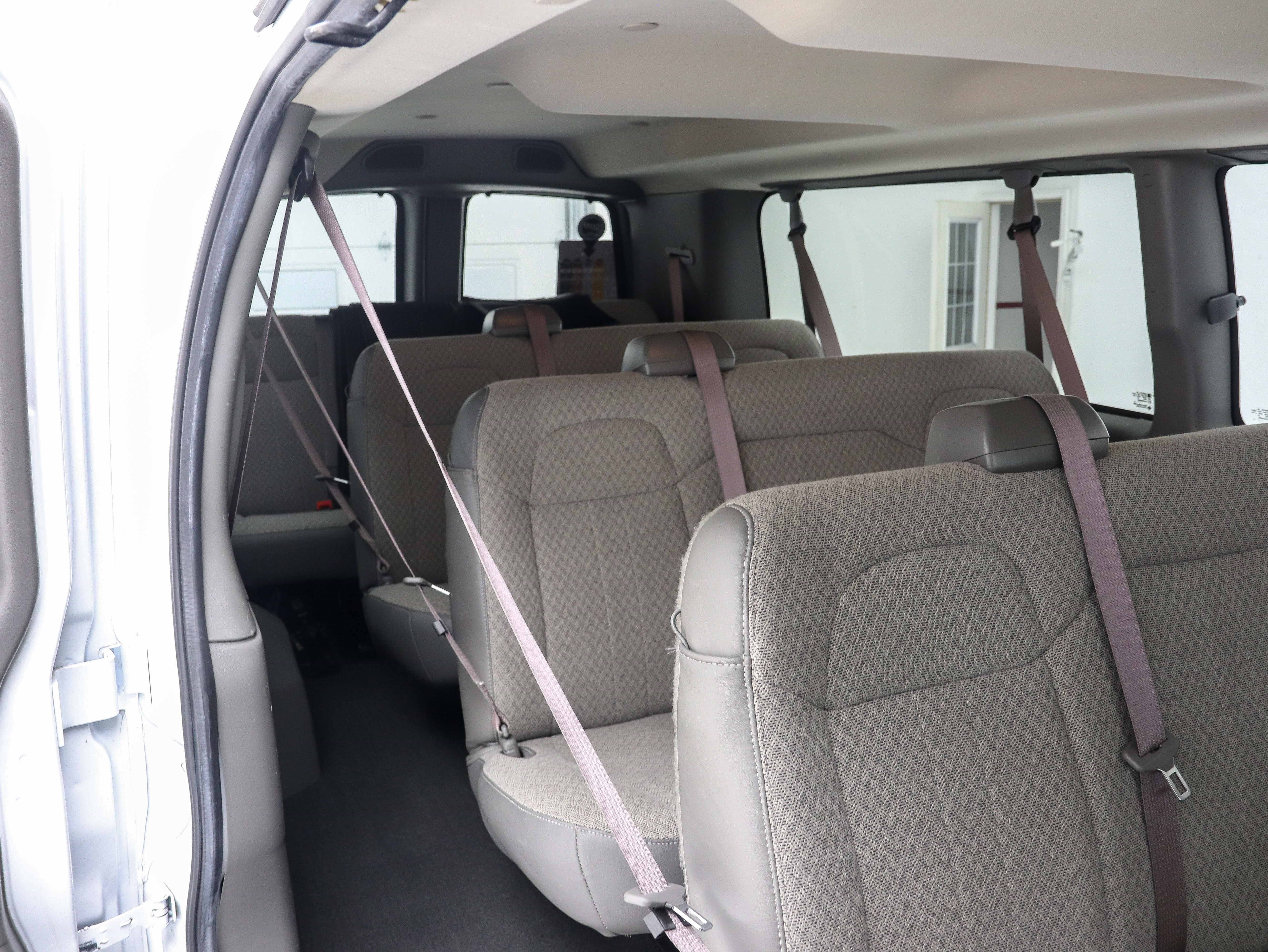 Used 2019 Chevrolet Express 3500 LS RWD image 14