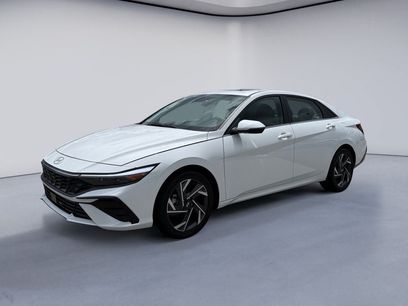 Used 2025 Hyundai Elantra Limited