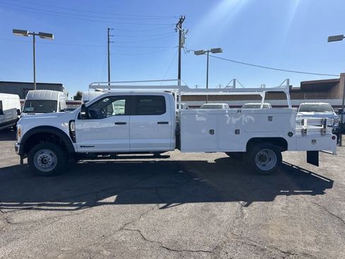 New 2025 Ford F550 4x4 Crew Cab Super Duty image 4