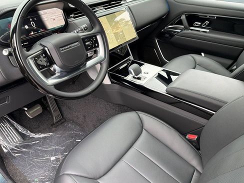 New 2026 Land Rover Range Rover Autobiography AWD/4WD image 4
