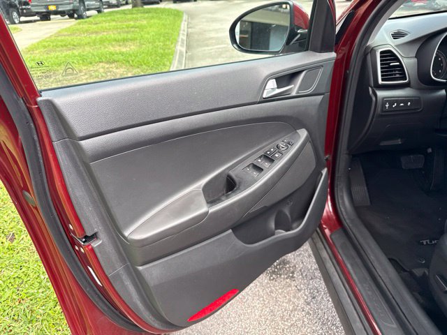 Used 2019 Hyundai Tucson Value w/ Cargo Package FWD image 21