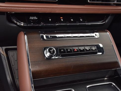 New 2025 Lincoln Aviator Reserve w/ Equipment Group 201A image 27