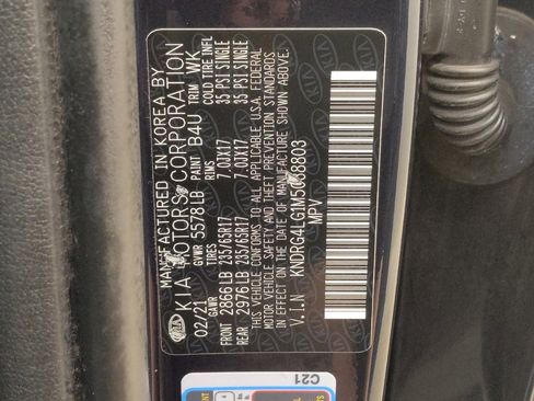 Used 2021 Kia Sorento S FWD image 33