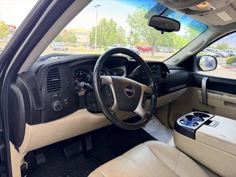 Used 2011 GMC Sierra 1500 SLE w/ Power Tech Package AWD/4WD image 10