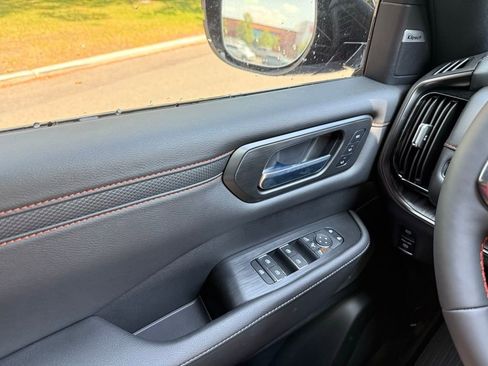 New 2025 Nissan Armada PRO-4X w/ Pro-4X Premium Package image 29