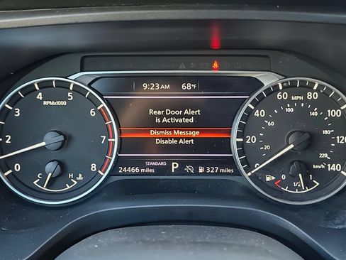 Used 2025 Nissan Rogue SV FWD image 20