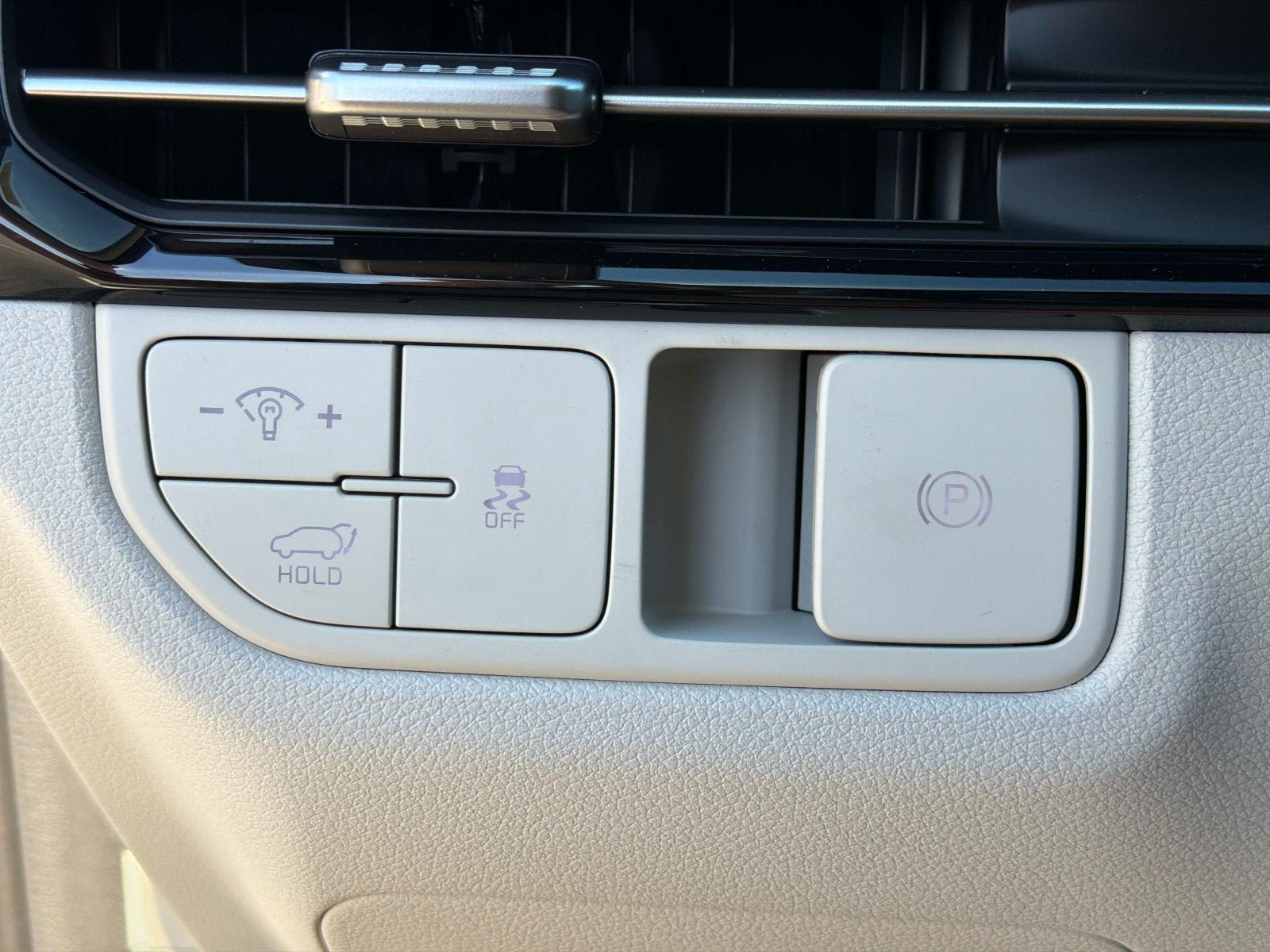 New 2026 Kia Sportage SX FWD image 31