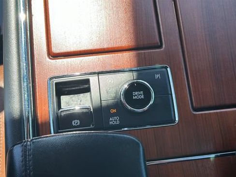 Used 2022 Lincoln Navigator L Reserve AWD/4WD image 25