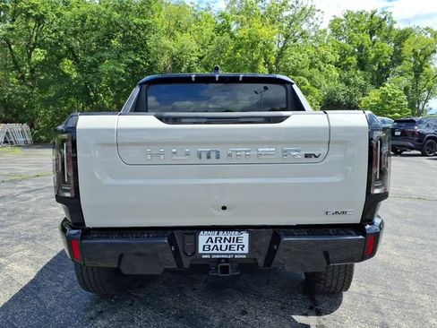 New 2026 GMC Hummer EV 4x4 Crew Cab image 8