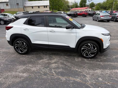 Used 2024 Chevrolet TrailBlazer RS FWD image 5