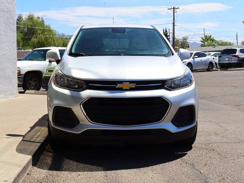 Used 2020 Chevrolet Trax LS w/ Tint and Cruise Package FWD image 16