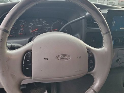 Used 2001 Ford Excursion XLT image 16