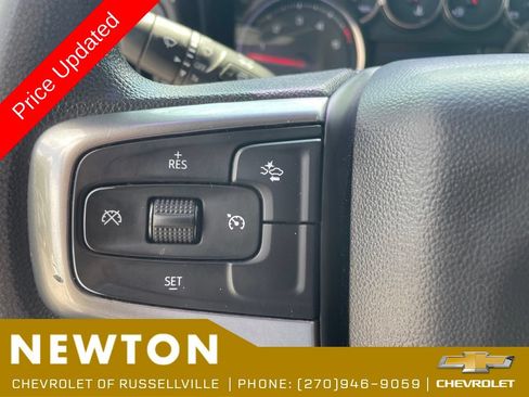 Used 2022 Chevrolet Silverado 2500 Custom w/ Custom Value Package AWD/4WD image 14
