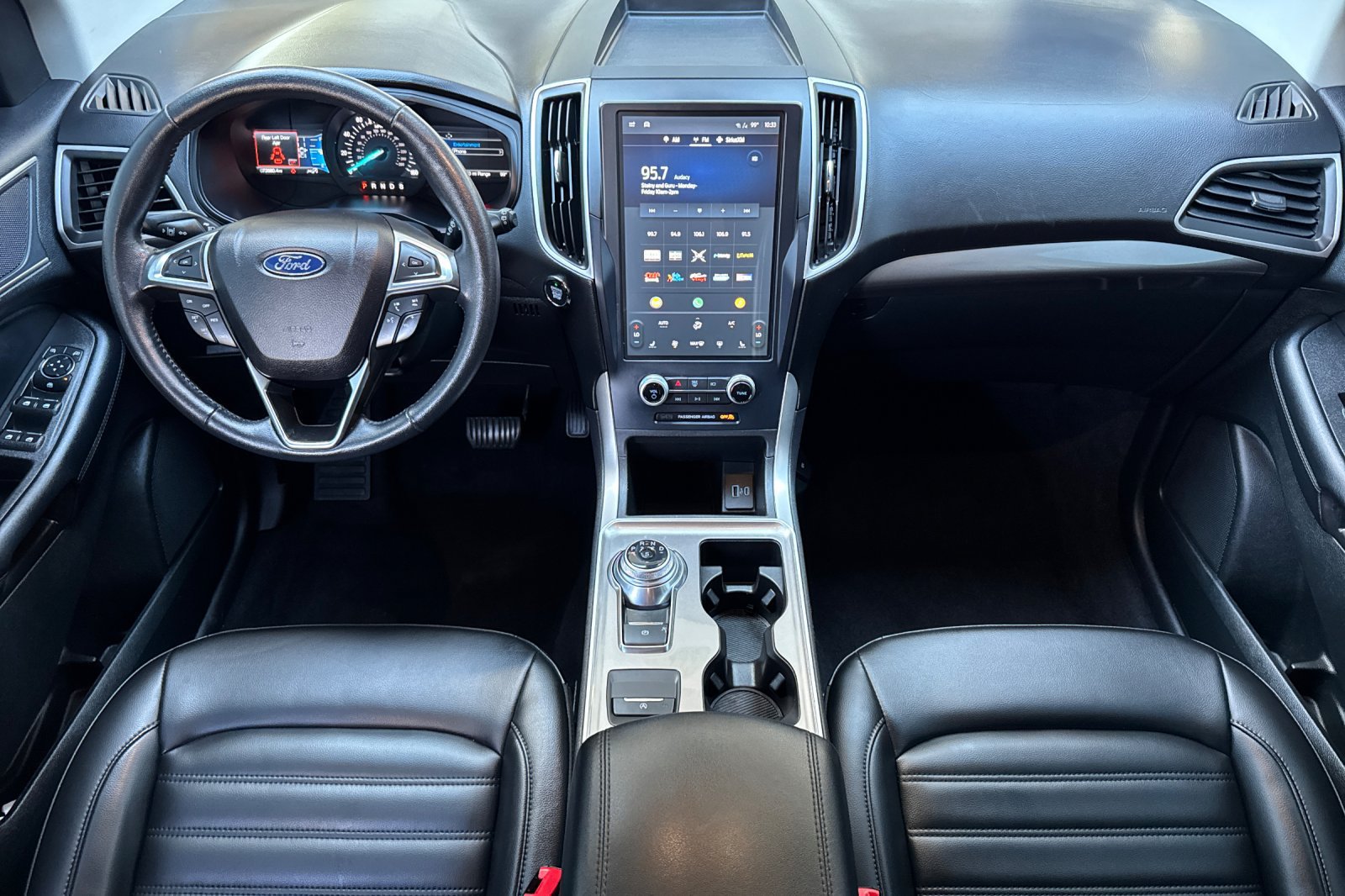 Used 2023 Ford Edge SEL AWD/4WD image 13