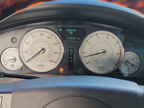 Used 2006 Chrysler 300 C image 10
