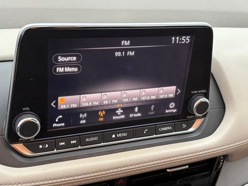 Used 2022 Nissan Rogue SV image 18