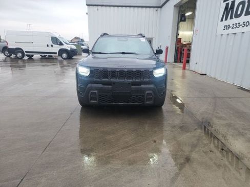 New 2026 Jeep Cherokee Limited image 21