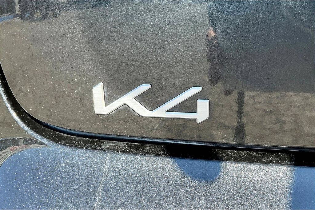 Used 2025 Kia K4 EX FWD image 24
