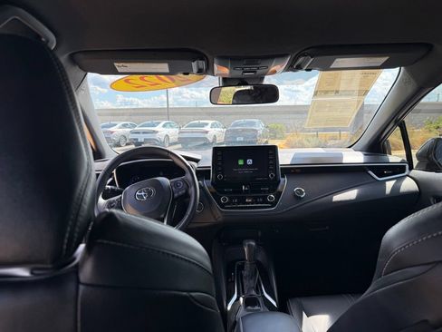 Used 2022 Toyota Corolla XSE FWD image 16