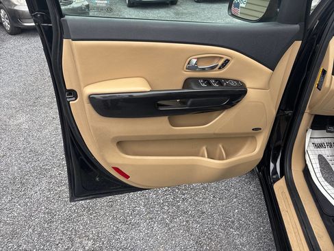 Used 2015 Kia Sedona SX FWD image 16