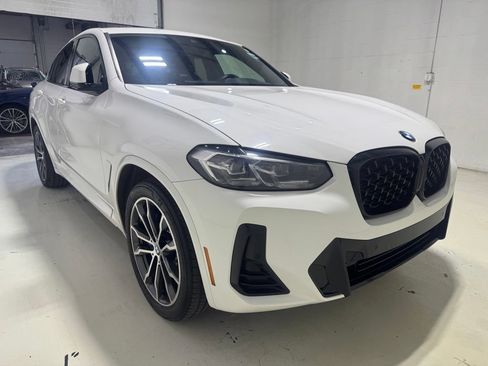 Used 2022 BMW X4 xDrive30i AWD/4WD image 8