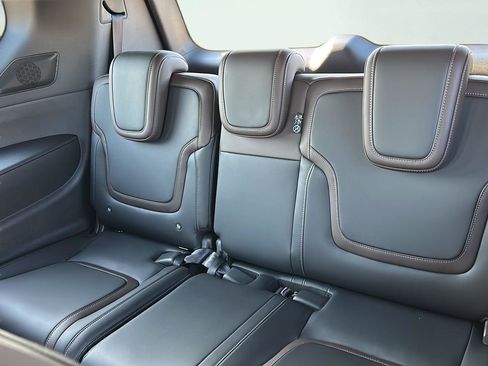 New 2026 Nissan Armada SL w/ Captain's Chari Seat Package image 28