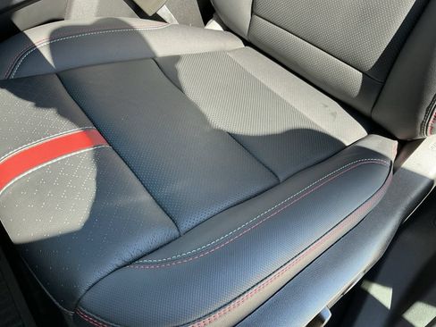 Certified 2026 Chevrolet Traverse RS w/ LPO, Floor Liner Package AWD/4WD image 19