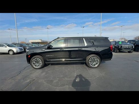 Certified 2024 GMC Yukon XL Denali Ultimate image 5