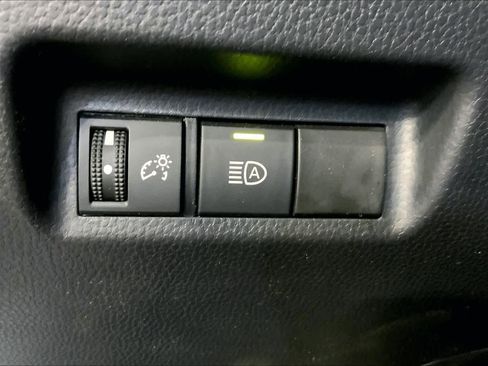 Used 2023 Toyota RAV4 LE image 34