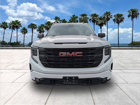 Used 2023 GMC Sierra 1500 Elevation AWD/4WD image 2