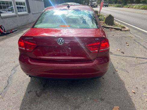 Used 2015 Volkswagen Passat 1.8T Limited Edition image 4