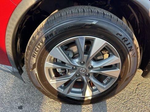Used 2018 Nissan Murano SV FWD image 19