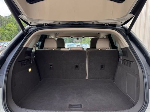 Used 2022 Lincoln Nautilus FWD w/ Premium Package image 23