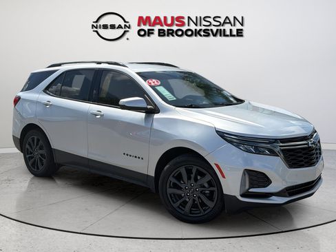Used 2022 Chevrolet Equinox RS w/ RS Leather Package FWD image 14