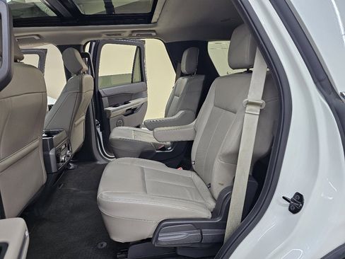 Used 2020 Ford Expedition XLT w/ Equipment Group 202A image 26