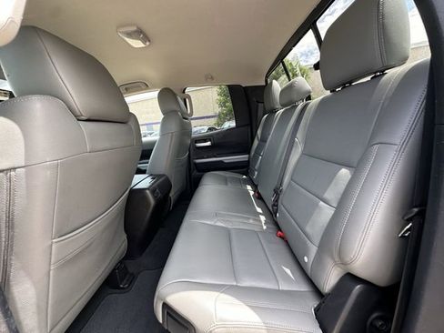 Used 2015 Toyota Tundra SR5 w/ SR5 Upgrade Package RWD image 29