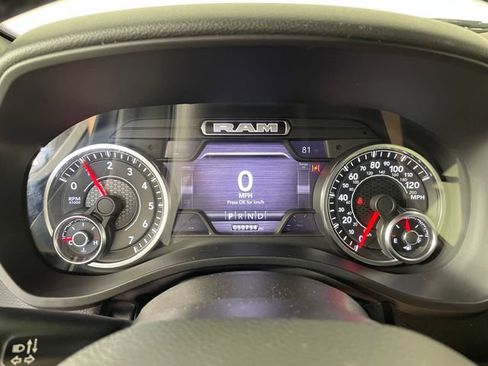 Used 2022 RAM 1500 Big Horn AWD/4WD image 5