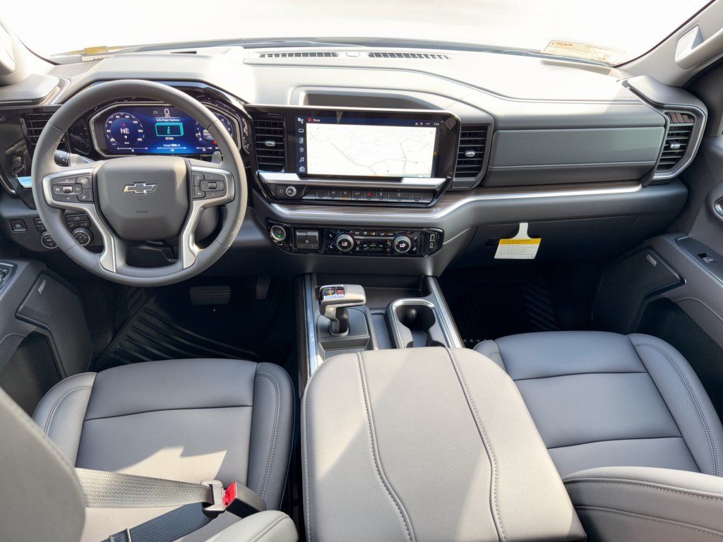 New 2026 Chevrolet Silverado 1500 RST w/ Convenience Package II AWD/4WD image 17