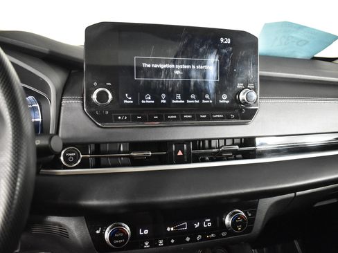 Used 2023 Mitsubishi Outlander SE image 25