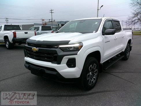 Used 2023 Chevrolet Colorado LT image 5