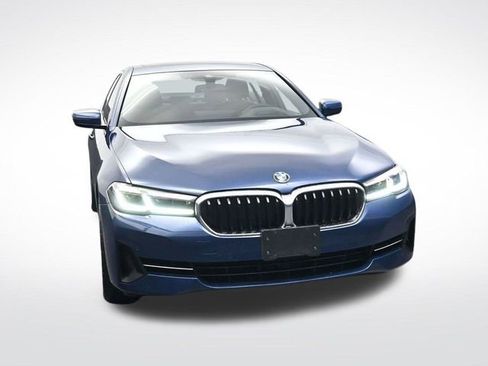 Used 2022 BMW 540i xDrive w/ Premium Package image 11