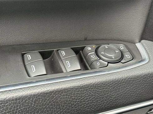 Used 2025 GMC Sierra 2500 Denali image 12